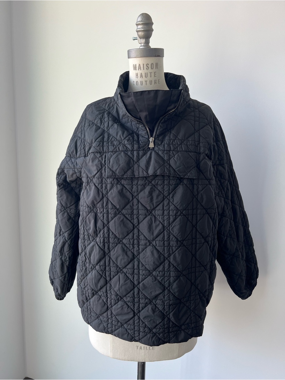 Dior Black Quilted Half-Zip Puffer Pullover with matching hat 14T or XS women